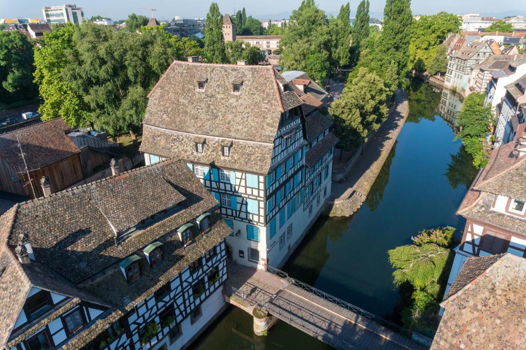 Hôtel Pavillon REGENT PETITE FRANCE 6, rue des Moulins 67000 Strasbourg