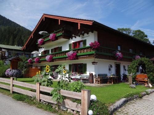 Maison d'hôtes Hotel - Pension Alpenstern Höhbrandweg 1 Schönau am Königssee