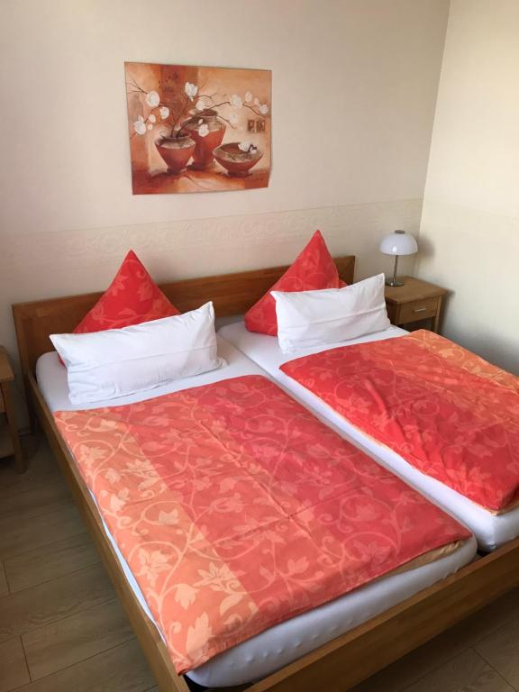 Pension Auszeit 9 Hans-Frick-Straße, 53474 Bad Neuenahr-Ahrweiler