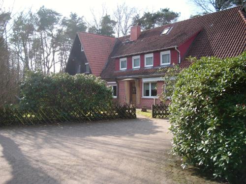 B&B / Chambre d'hôtes Hotel-Pension-Luisenhof In der Heide 9 Soltau