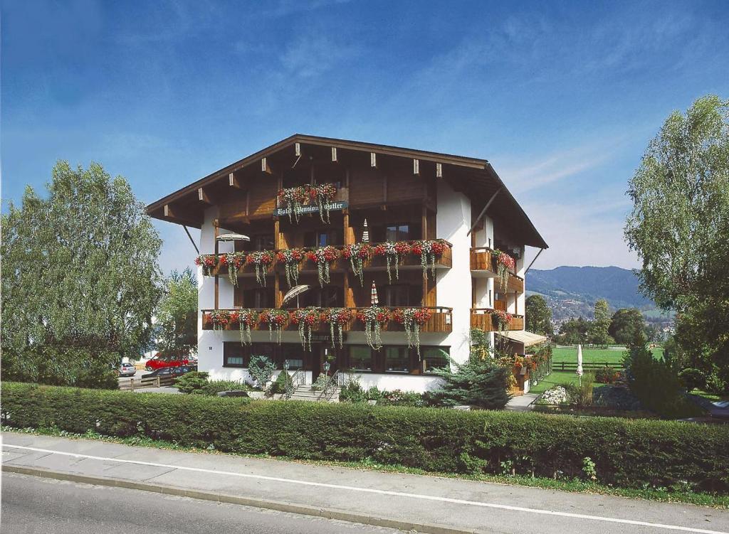 Maison d'hôtes Hotel-Pension-Ostler Sanktjohanserstraße 47, 83707 Bad Wiessee