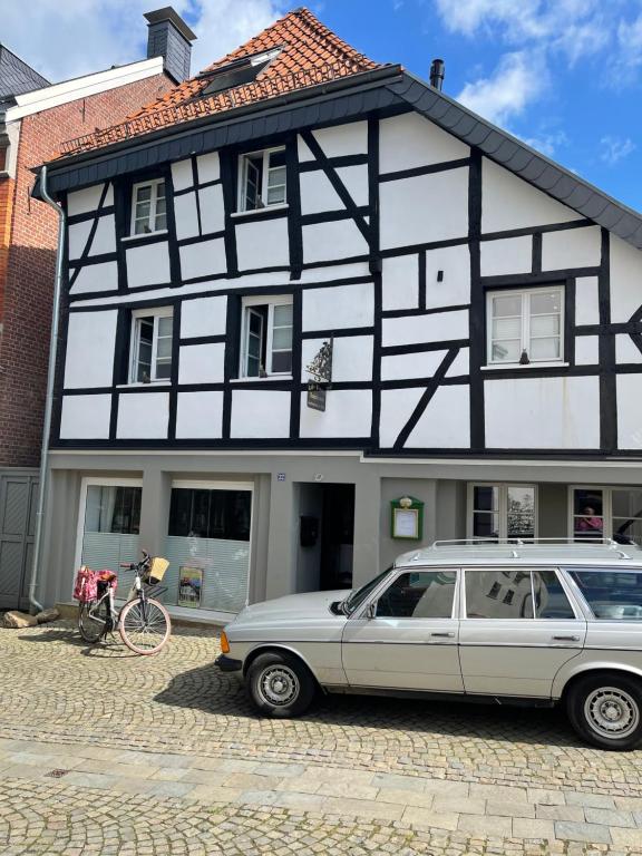 Hôtel Pension Ruhrfrosch Ruhrstr.32 45219 Essen