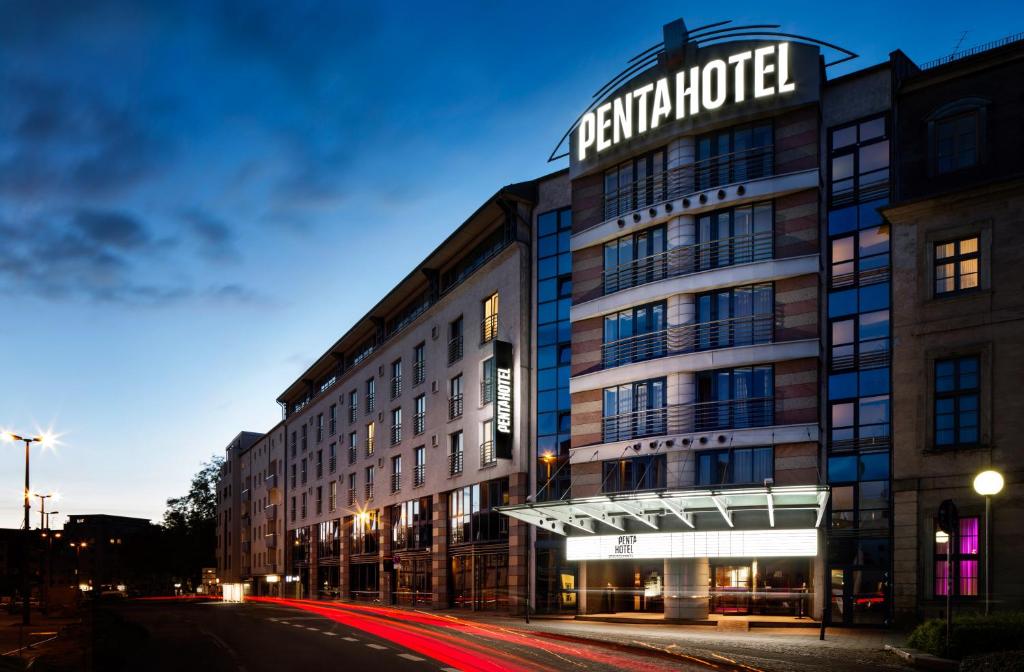 Hôtel pentahotel Braunschweig Auguststraße 6-8 38100 Brunswick