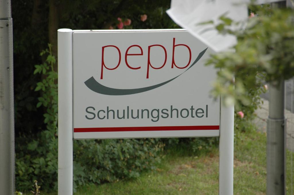 Hôtel pepb Schulungshotel Ziegelbrennerstraße 8 31157 Sarstedt