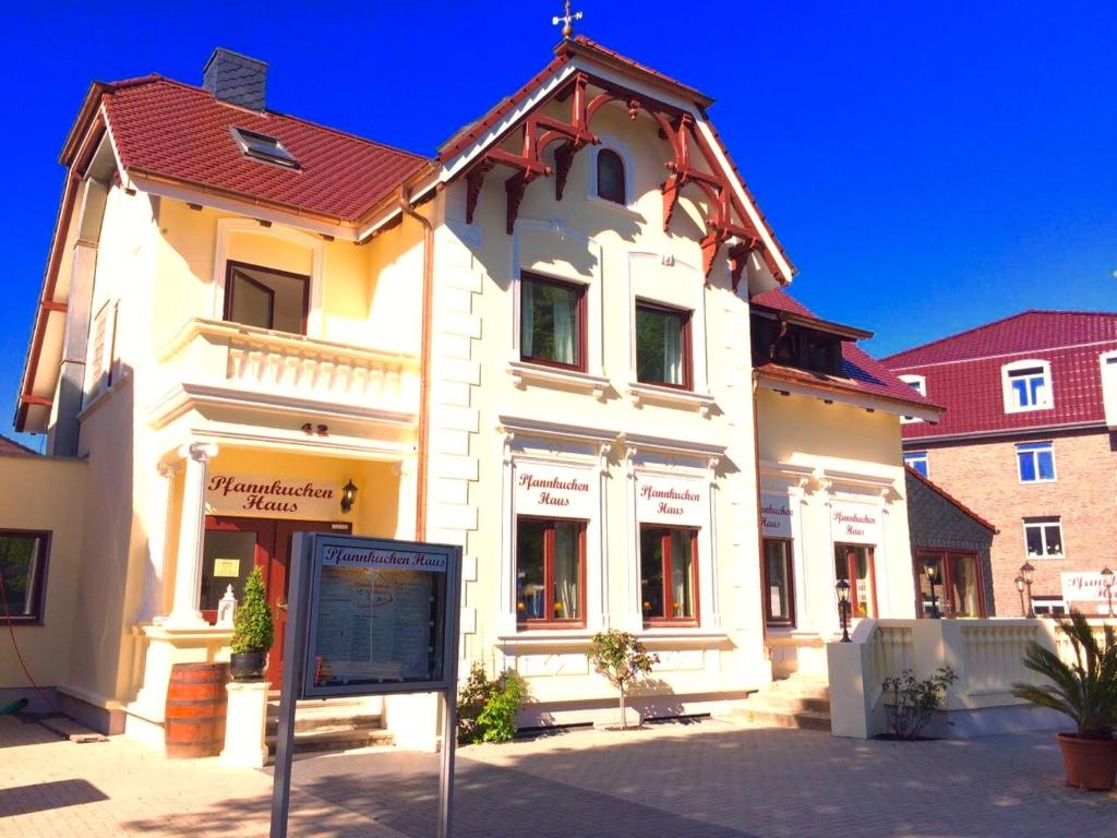 Hôtel Pfannkuchenhaus Fehmarn Bahnhofstrasse 42 23769 Burg