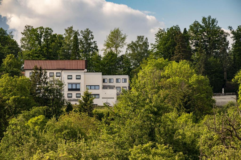 Hôtel Hotel Pfefferburg In den Weinbergen 22, 71101 Schönaich