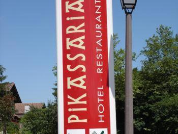 Hotel Pikassaria Sare france