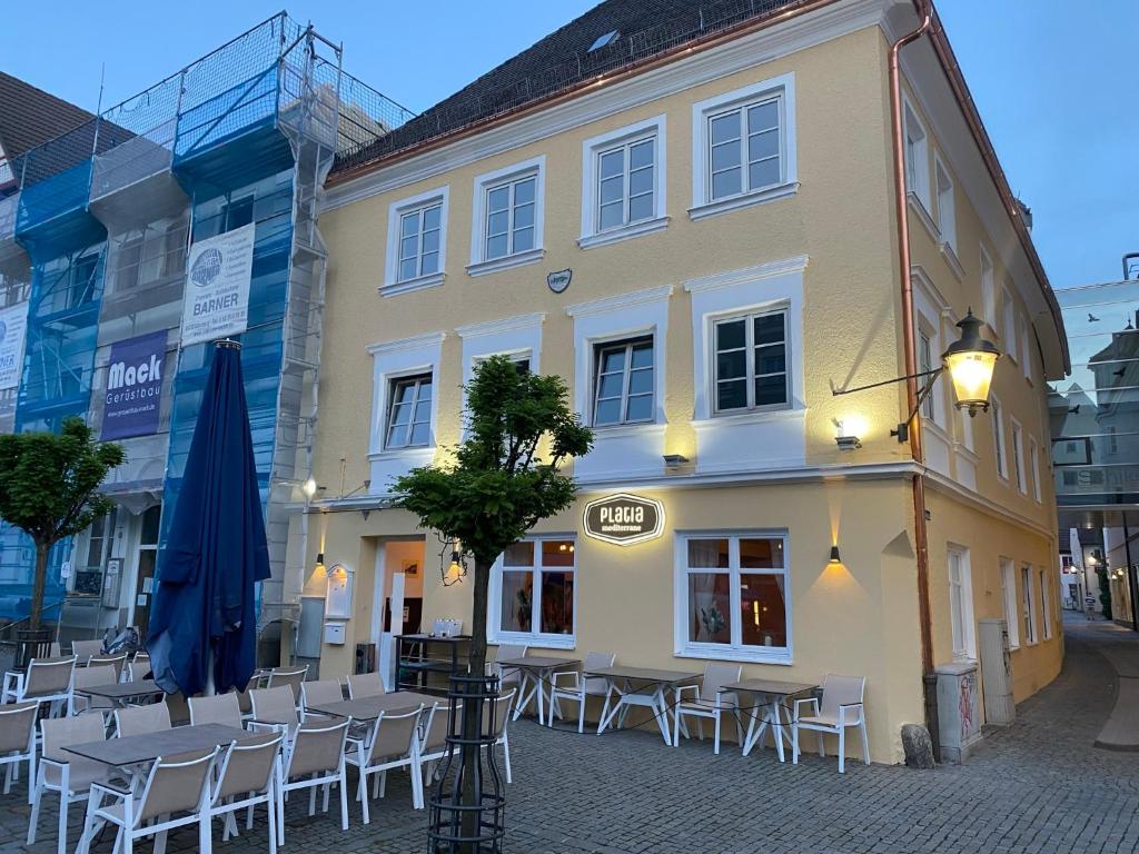 Platia - rooms Marktplatz 15, 89312 Guntzbourg