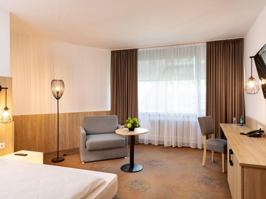 Plaza Hotel & Living Frankfurt Launhardstr. 2-4, 60314 Francfort-sur-le-Main