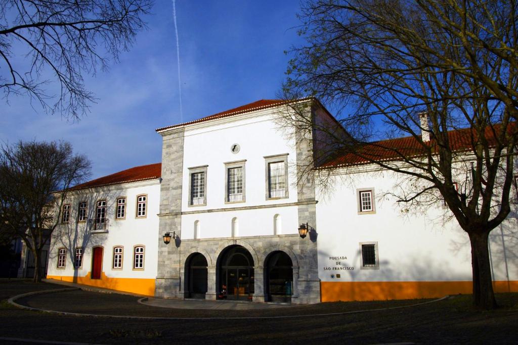 Pousada Convento de Beja Rua D. Nuno Alvares Pereira, 7801-901 Beja