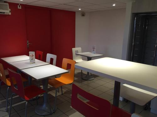 Premiere Classe Toulouse Sud - Portet