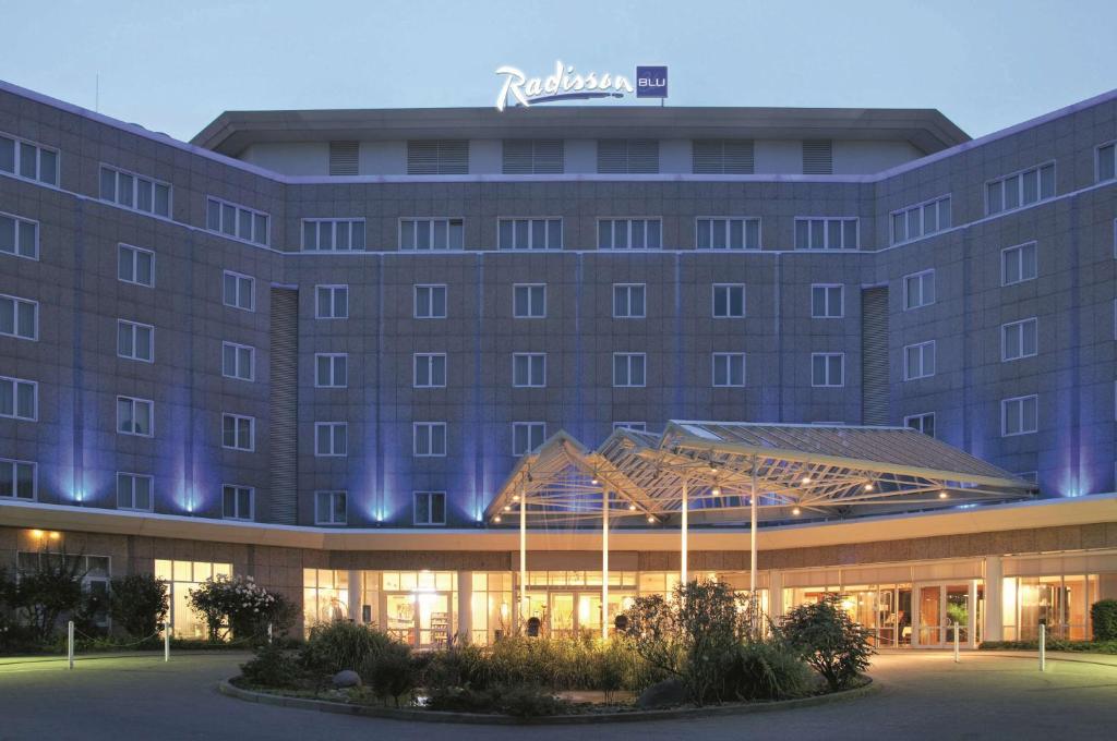 Hôtel Radisson Blu Hotel Dortmund An der Buschmühle 1 44139 Dortmund