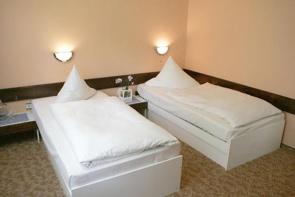 Rasthaus Hotel Schackendorf An der A 21, 23795 Schackendorf