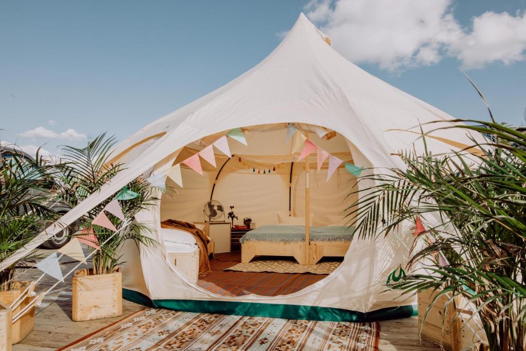 Hôtel raus und gut Glamping am Gräbendorfer See Am See 4 03116 Drebkau