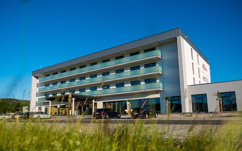 Hôtel Rebhan's Business und Wellness Hotel Ludwigsstädter Straße 97 + 99 96342 Neukenroth