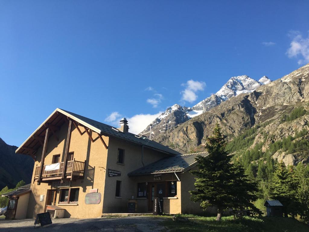 REFUGE- GITE Le Pas de l'Ane Arsine, 05480 Villar-dʼArêne