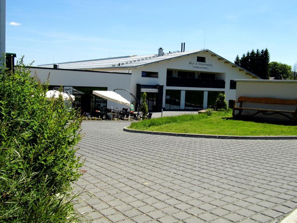 Hôtel Reit- und Sporthotel Eibenstock Gerstenbergweg 5 08309 Eibenstock