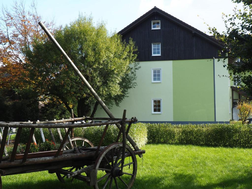 Rennsteighotel Herrnberger Hof Eisfelder Straße 44, 98724 Neuhaus am Rennweg