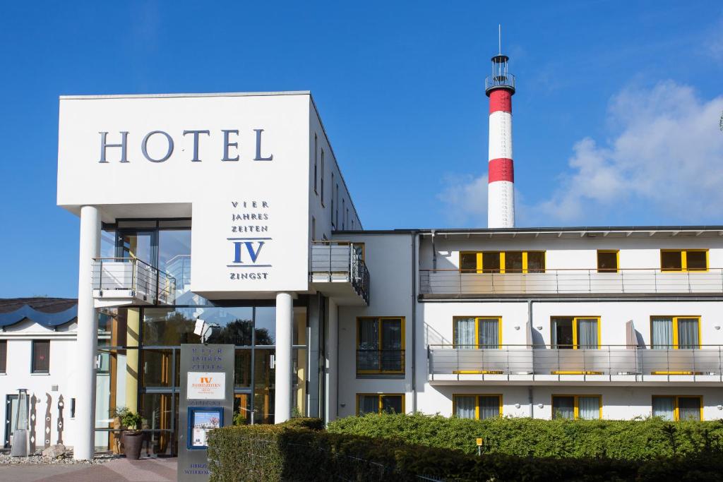 Hôtel Resort Hotel Vier Jahreszeiten Zingst Boddenweg 2 18374 Zingst