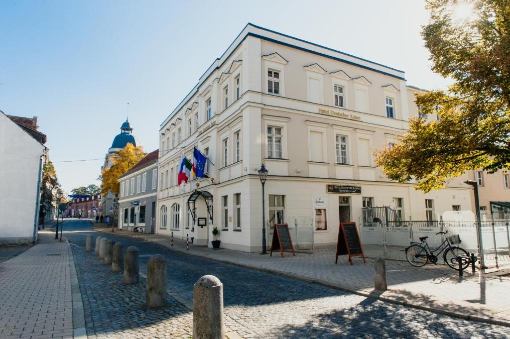 Hôtel Hotel & Restaurant \ Bäckerstraße 18, 19348 Perleberg