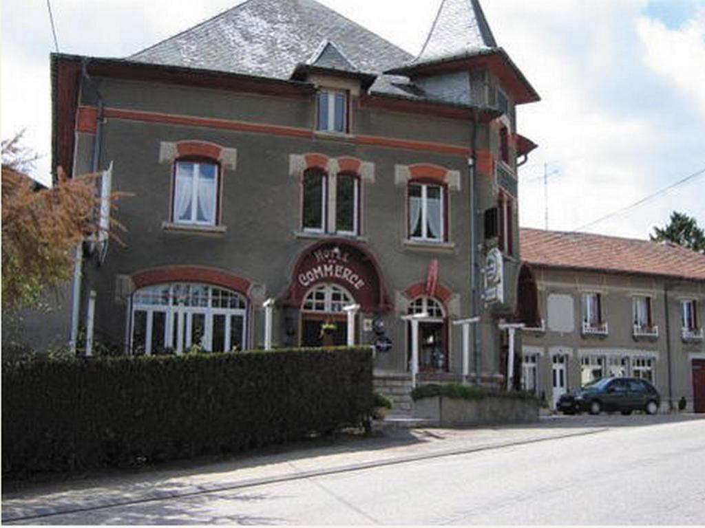 Hôtel Hôtel-Restaurant du Commerce 1 Rue de la Louviere, 55120 Aubréville