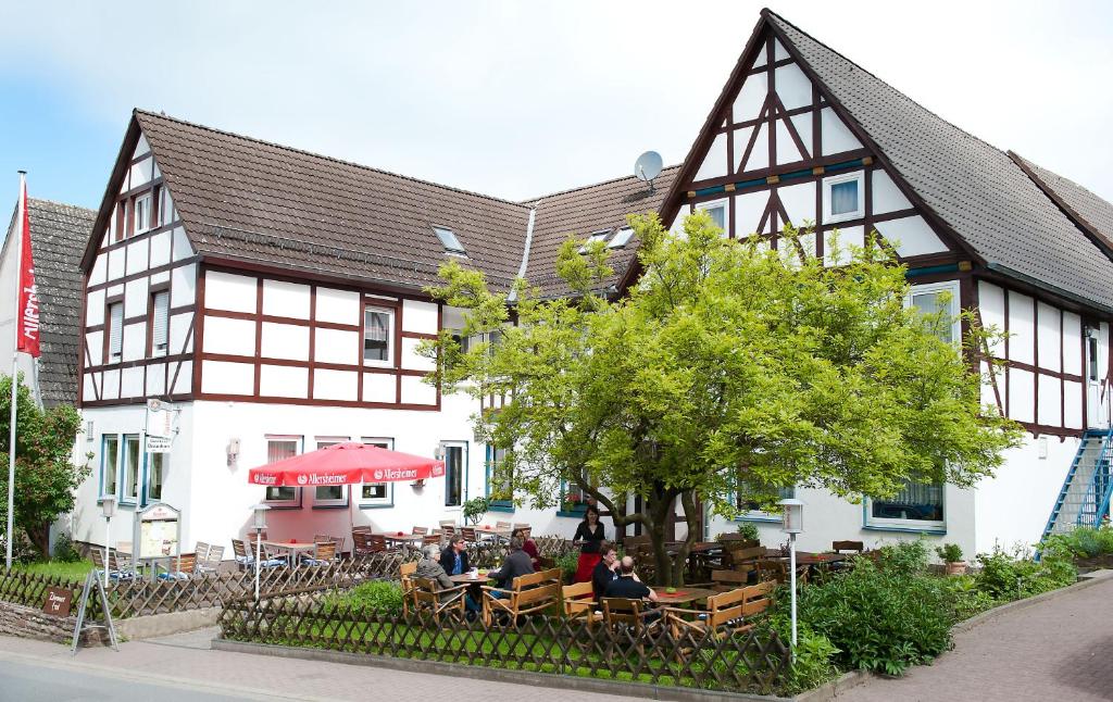 Hôtel Hotel & Restaurant - Gasthaus Brandner Am Rathaus 5, 34388 Trendelburg