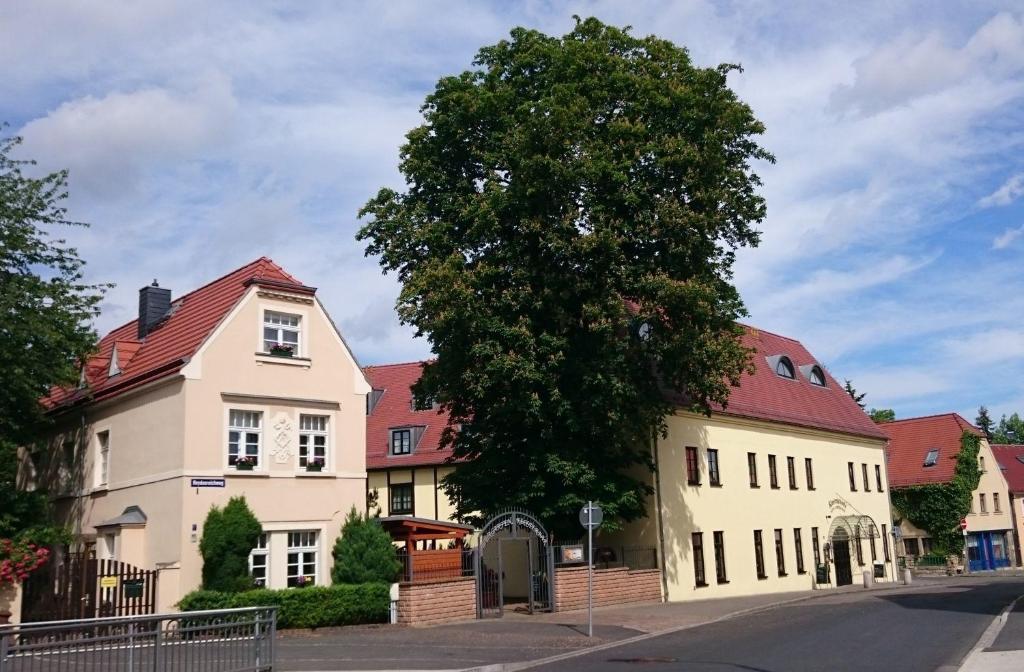 Hôtel Hotel & Restaurant Klosterhof Altleubnitz 12, 01219 Dresde