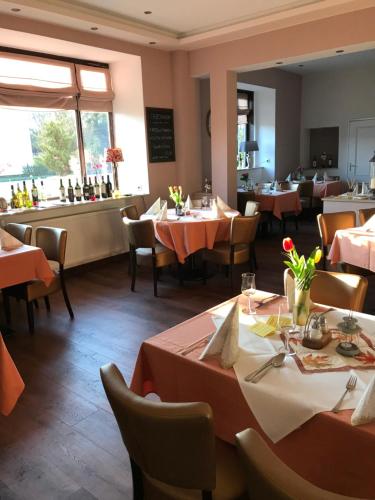 Hôtel Hotel&Restaurant Mühlenstein Lüneburger Strasse 4 Grünhagen