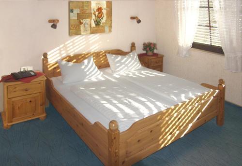 Hôtel Hotel-Restaurant-Pfaelzer-Stuben Langwiedener Straße 5 Bruchmühlbach-Miesau