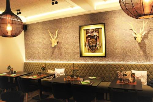 Hôtel Hotel Restaurant zum Schlossberg Nunkircherstr.2 Wadern