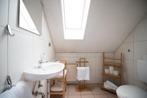 Rheinauer Hof - bed & breakfast