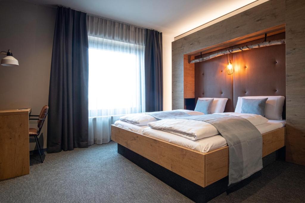 Hôtel RiKu HOTEL Reutlingen Burkhardt+Weber-Straße 24 72760 Reutlingen