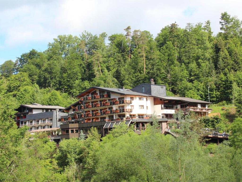 Hôtel Ringhotel Mönch`s Waldhotel Kapfenhardter Mühle, Zu den Mühlen 2 75399 Unterreichenbach