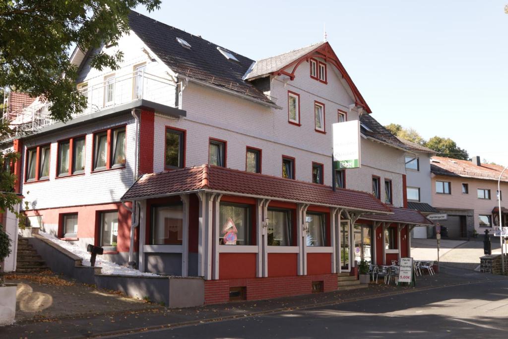 Hôtel Hotel Ristorante Ätna Markt Straße 1, 35327 Ulrichstein