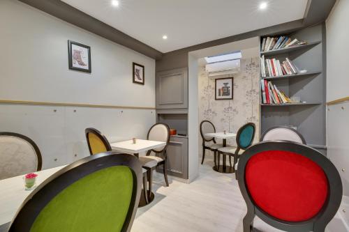 Hôtel Hotel Riviera Elysees 55, rue des Acacias Paris