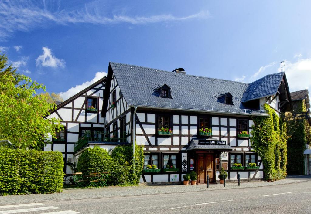 Romantik Hotel Alte Vogtei Lindenallee 3, 57577 Hamm