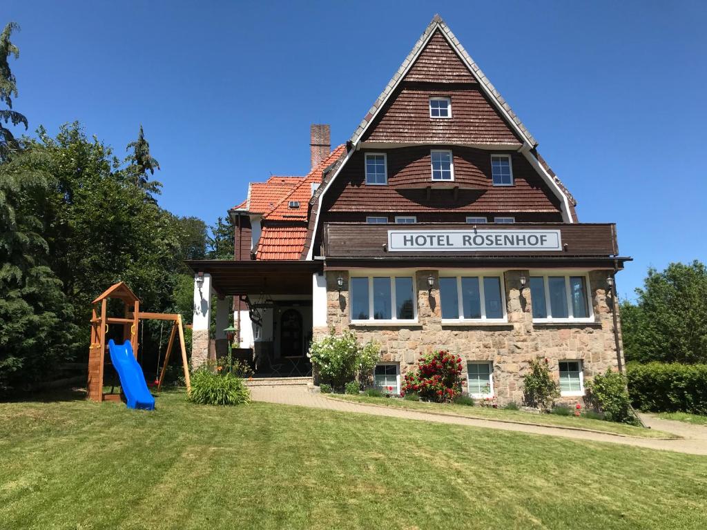 B&B / Chambre d'hôtes Hotel Rosenhof Braunlage Herzog-Johann-Albrecht-Straße 41, 38700 Braunlage