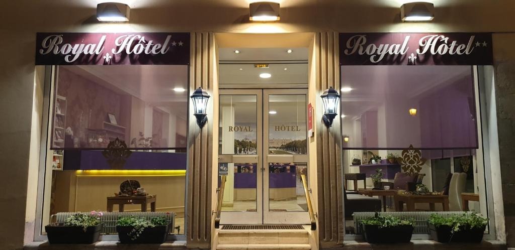 Hôtel Royal Hotel Versailles 23 rue Royale 78000 Versailles