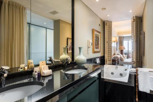 Royal Savoy - Ocean Resort - Savoy Signature