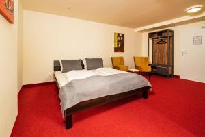S & D Reinoldus Hotel