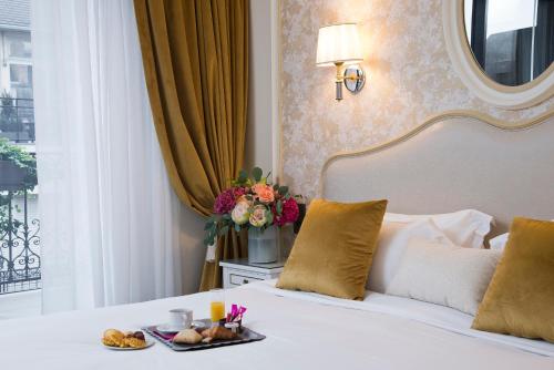 Hôtel Hôtel Saint-Pétersbourg Opéra & Spa 35, Rue Caumartin Paris