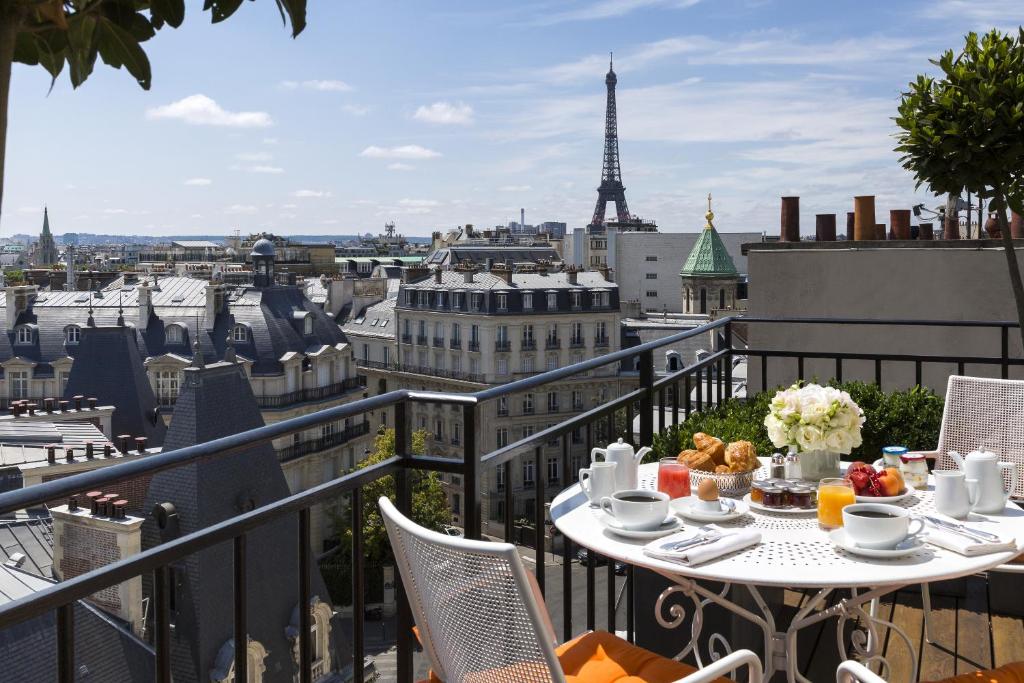 Hôtel Hôtel San Régis 12, Rue Jean Goujon, 75008 Paris