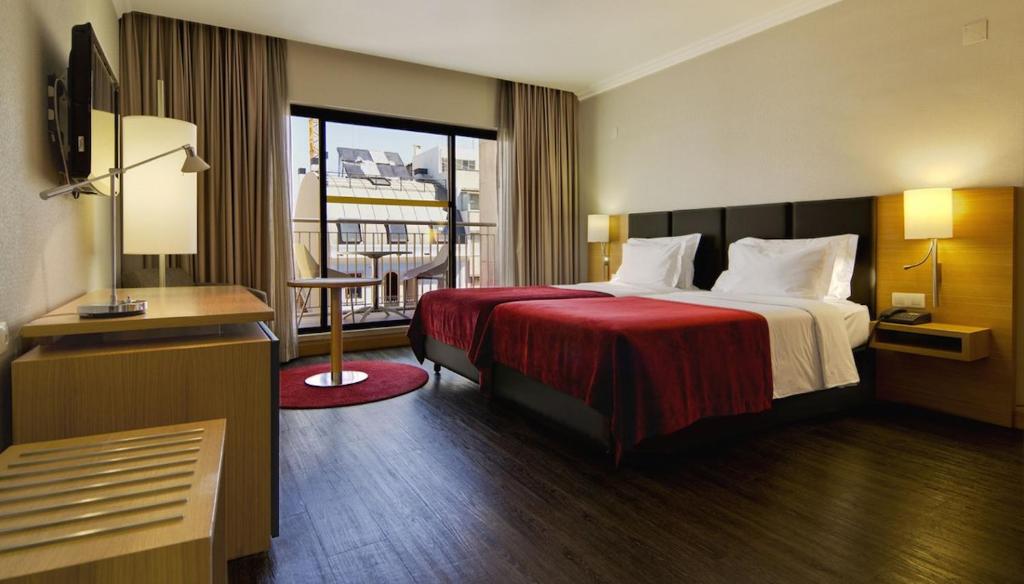 SANA Reno Hotel Av. Duque D'Ávila, 195/197, 1050-082 Lisbonne