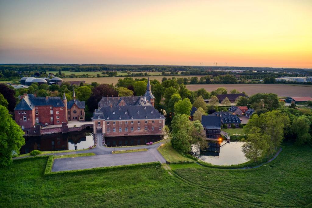 Schloss Wissen Schlossallee 21, 47652 Weeze