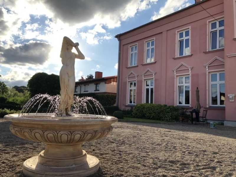 Schlosshotel Gross Koethel Groß Köthel 5, 17166 Hohen Demzin