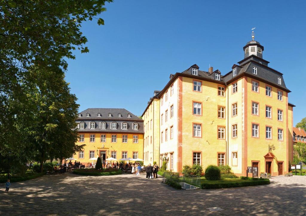SchlossHOTELGedern Schlossberg 5, 63688 Gedern