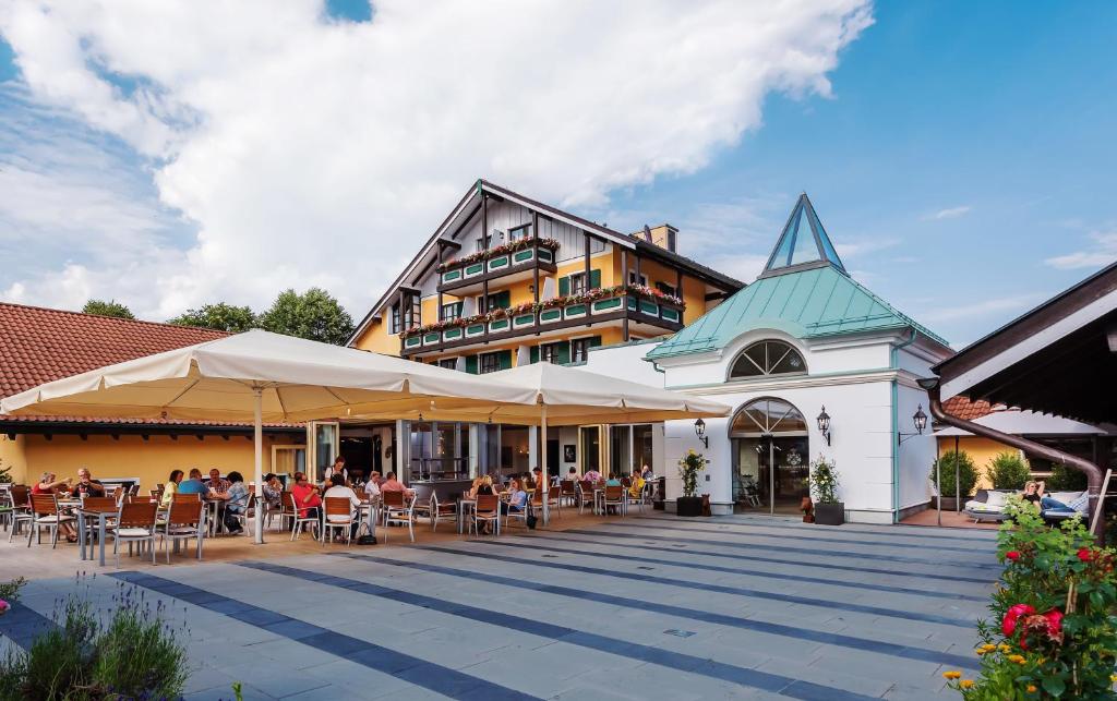 Schmelmer Hof Hotel & Resort Schwimmbadstrasse 15, 83043 Bad Aibling