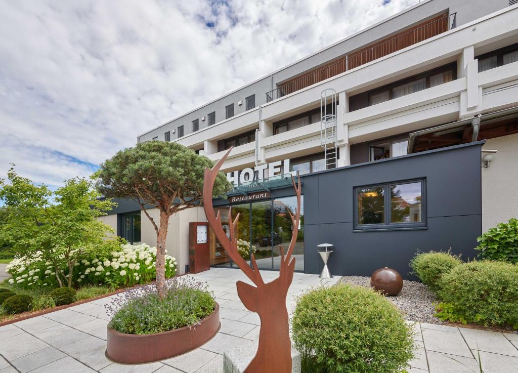 Hôtel Hotel Schönbuch Lichtensteinstraße 45, 72124 Pliezhausen