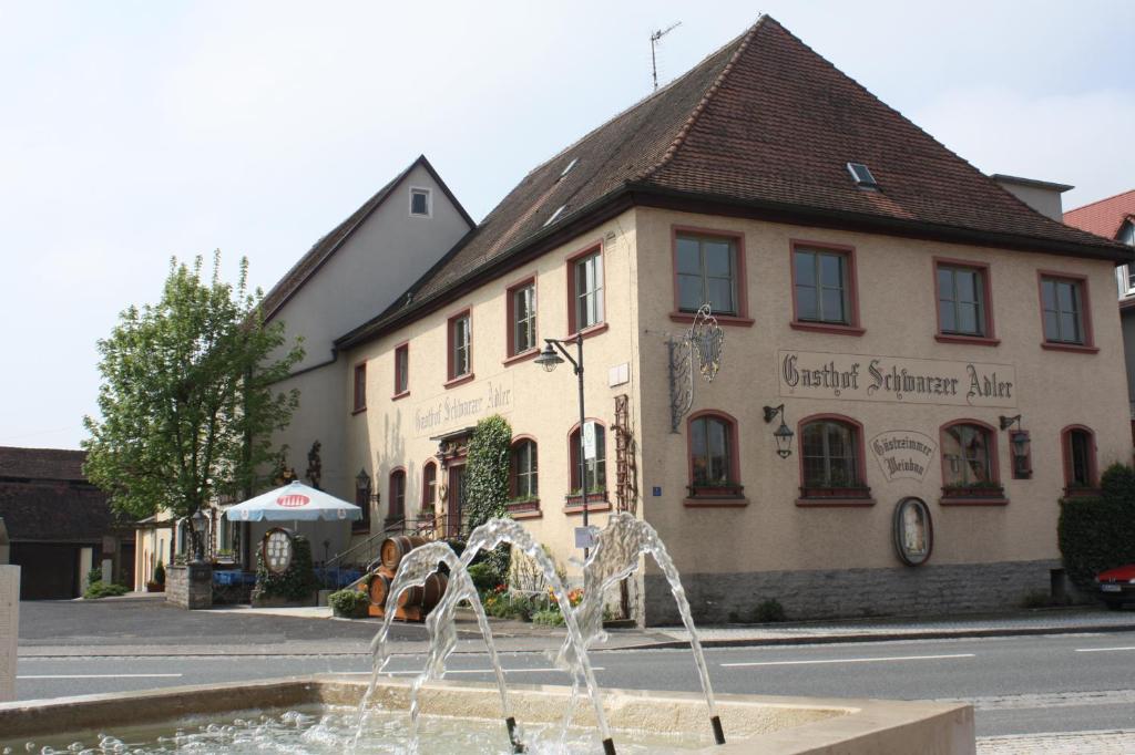 Schwarzer Adler - Hotel Garni Marktplatz 7, 91472 Ipsheim