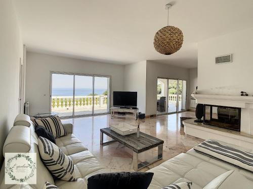 Seaview villa Marlau
